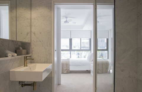 Brand New One Bedroom Apartment In Bondi Junction - Tourism Guide 6