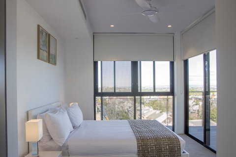 Brand New One Bedroom Apartment In Bondi Junction - Tourism Guide 5