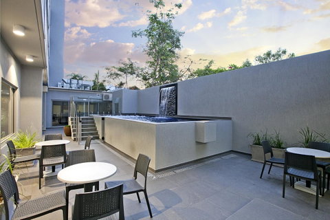 Argus Hotel Darwin - Tourism Guide 2
