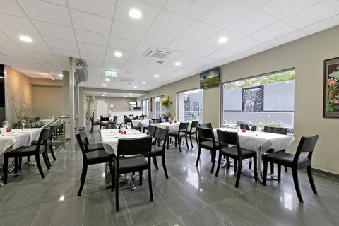 Argus Hotel Darwin - Tourism Guide 21