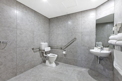 Argus Hotel Darwin - Tourism Guide 23