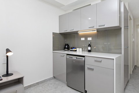 Argus Hotel Darwin - Tourism Guide 6