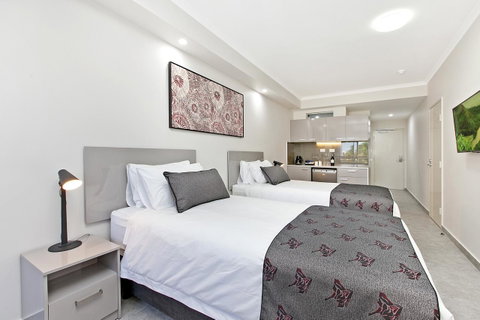 Argus Hotel Darwin - Tourism Guide 12