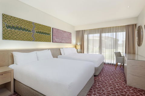 Crowne Plaza Alice Springs Lasseters, An IHG Hotel - Travel Search 8