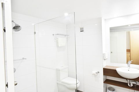 Diplomat Hotel Alice Springs - Tourism Guide 18