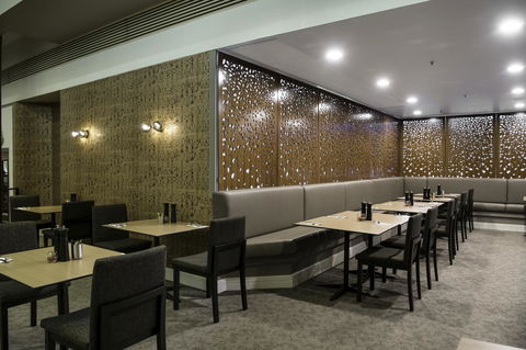 DoubleTree By Hilton Alice Springs - Travel Search 23
