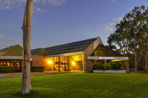 DoubleTree By Hilton Alice Springs - Travel Search 12