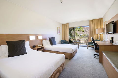 DoubleTree By Hilton Alice Springs - Travel Search 41