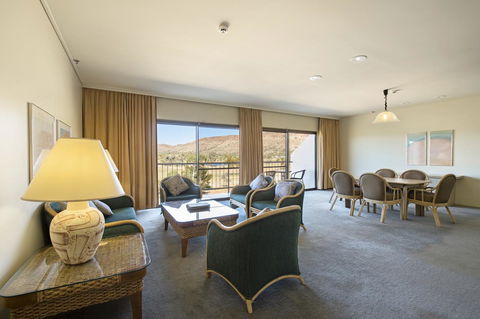 DoubleTree By Hilton Alice Springs - Travel Search 33