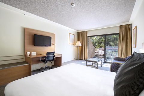 DoubleTree By Hilton Alice Springs - Travel Search 43
