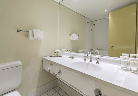 DoubleTree By Hilton Alice Springs - Travel Search 25