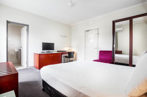 Novotel Darwin Airport - Tourism Guide 7