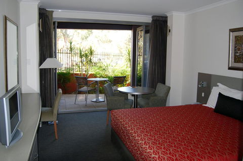 Stay At Alice Springs Hotel - Travel Search 17