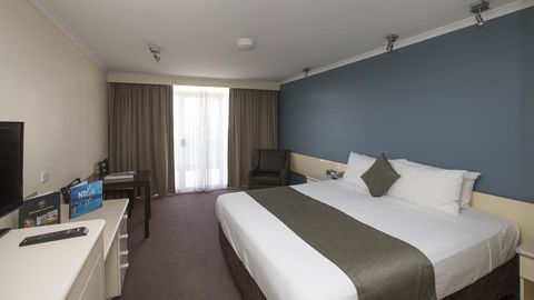 Stay At Alice Springs Hotel - Travel Search 3