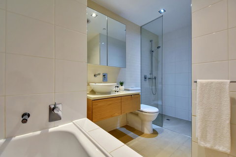 Astra Apartments Darwin - Travel Search 5