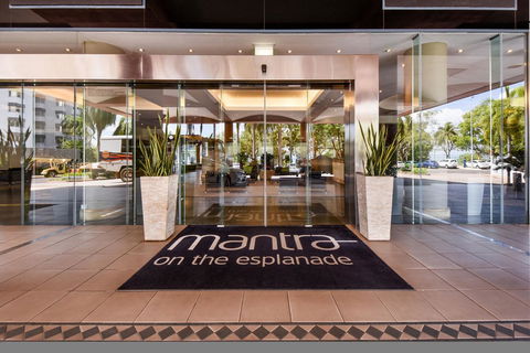 Mantra On The Esplanade - Cruises Travel 32