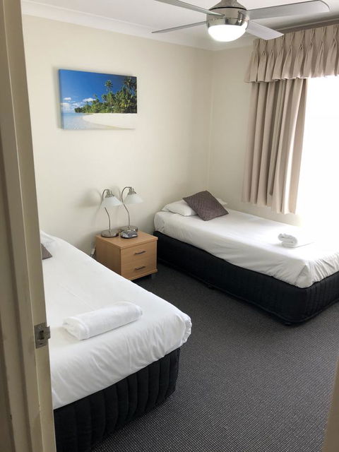 Beaches Serviced Apartments - Cruises Travel 13
