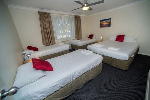 Beaches Serviced Apartments - Cruises Travel 0