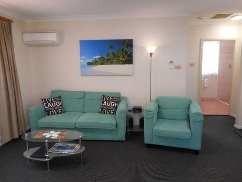 Beaches Serviced Apartments - Cruises Travel 25