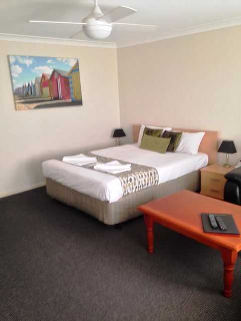 Beaches Serviced Apartments - Cruises Travel 36
