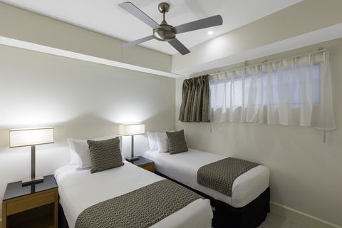 Oaks Darwin Elan Hotel - Cruises Travel 18