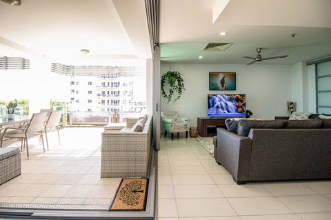 ZEN BY THE WATER - Esplanade Darwin Retreat - Tourism Guide 40