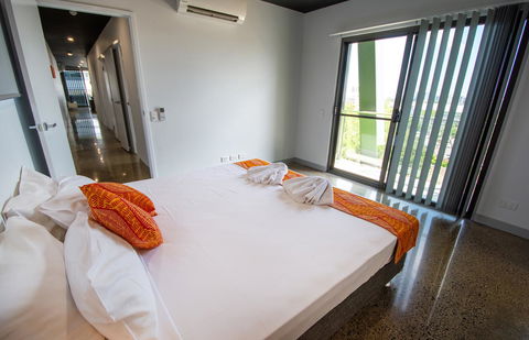 Magnum Serviced Apartments - Cruises Travel 34