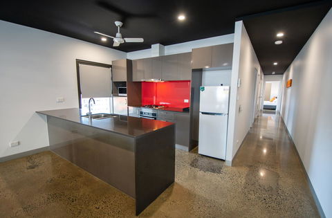Magnum Serviced Apartments - Cruises Travel 8