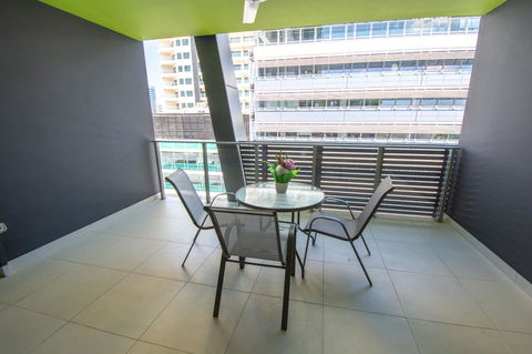 Magnum Serviced Apartments - Cruises Travel 13