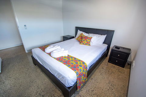 Magnum Serviced Apartments - Cruises Travel 9