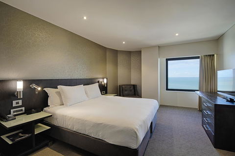 Hilton Darwin - Cruises Travel 13