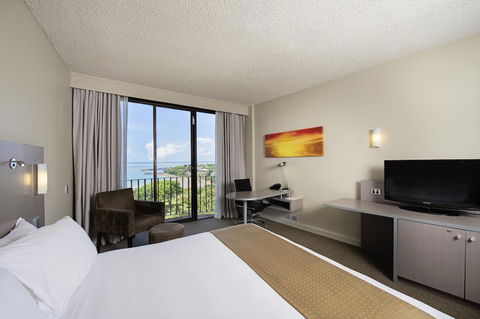Hilton Garden Inn Darwin - Cruises Travel 8