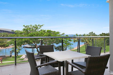 Darwin Waterfront Luxury Suites - Cruises Travel 1