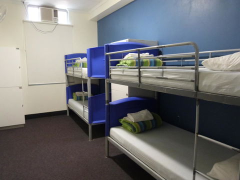 Melaleuca On Mitchell - Darwin YHA - Cruises Travel 37