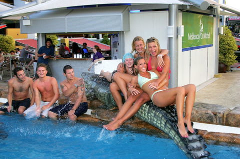 Melaleuca On Mitchell - Darwin YHA - Cruises Travel 21