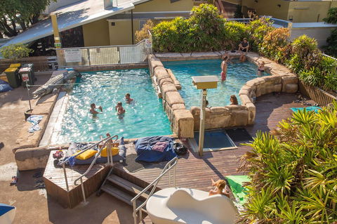 Melaleuca On Mitchell - Darwin YHA - Cruises Travel 19
