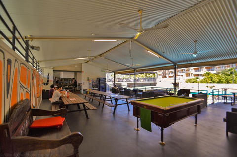 Youth Shack Backpackers Darwin - Cruises Travel 11
