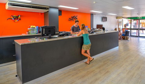 Youth Shack Backpackers Darwin - Cruises Travel 21