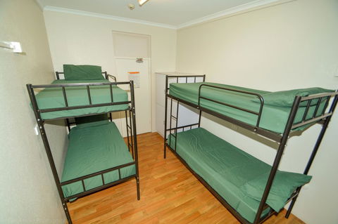Youth Shack Backpackers Darwin - Cruises Travel 23