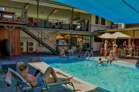 Youth Shack Backpackers Darwin - Cruises Travel 9