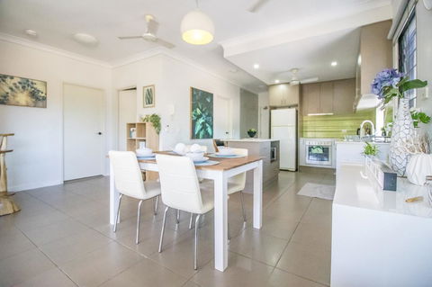ZEN QUEST - The NOMADS PAD Near Nightcliff Markets & Sunset Foreshore - Tourism Guide 13