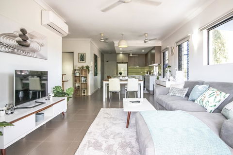ZEN QUEST - The NOMADS PAD Near Nightcliff Markets & Sunset Foreshore - Tourism Guide 1