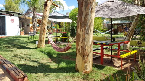 Alice\'s Secret Travellers Inn - Travel Search 24