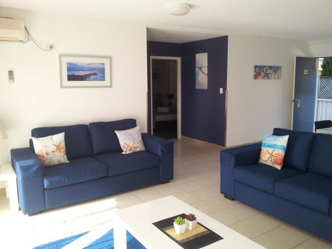 Nelson Bay Breeze - Cruises Travel 38