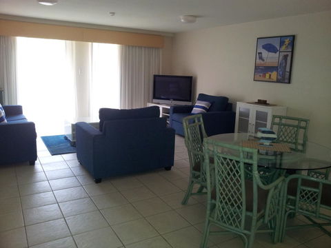 Nelson Bay Breeze - Cruises Travel 29