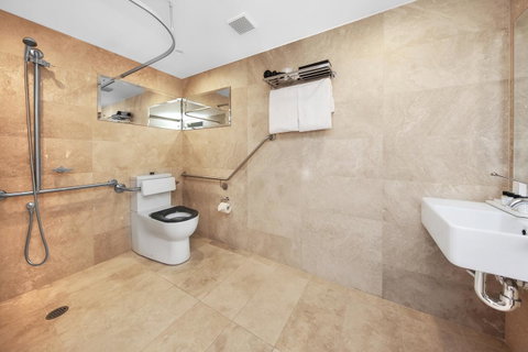 Canberra Rex Hotel - Tourism Guide 42