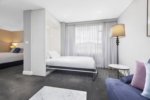 Canberra Rex Hotel - Tourism Guide 34