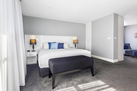 Canberra Rex Hotel - Tourism Guide 35
