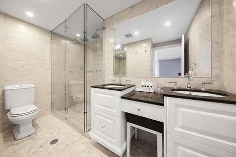 Canberra Rex Hotel - Tourism Guide 29