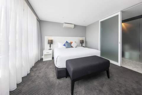 Canberra Rex Hotel - Tourism Guide 43
